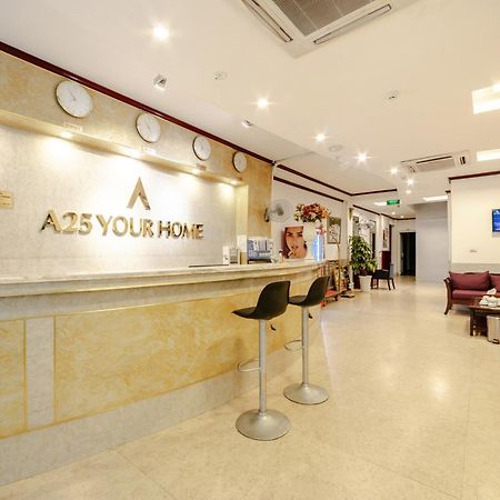 A25 Hotel - 46 Châu Long Hanoï Extérieur photo
