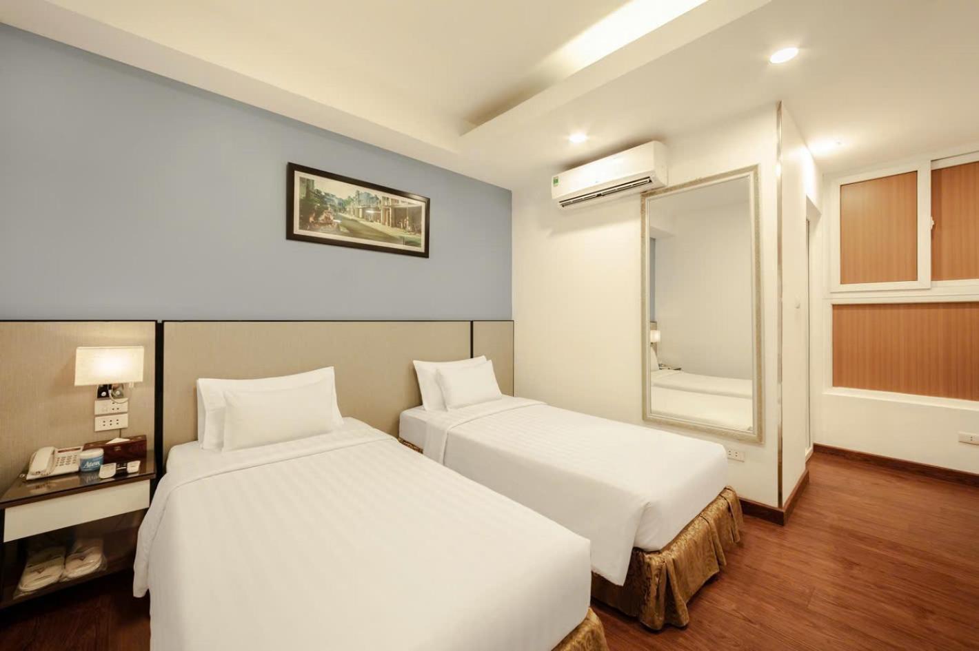 A25 Hotel - 46 Châu Long Hanoï Extérieur photo