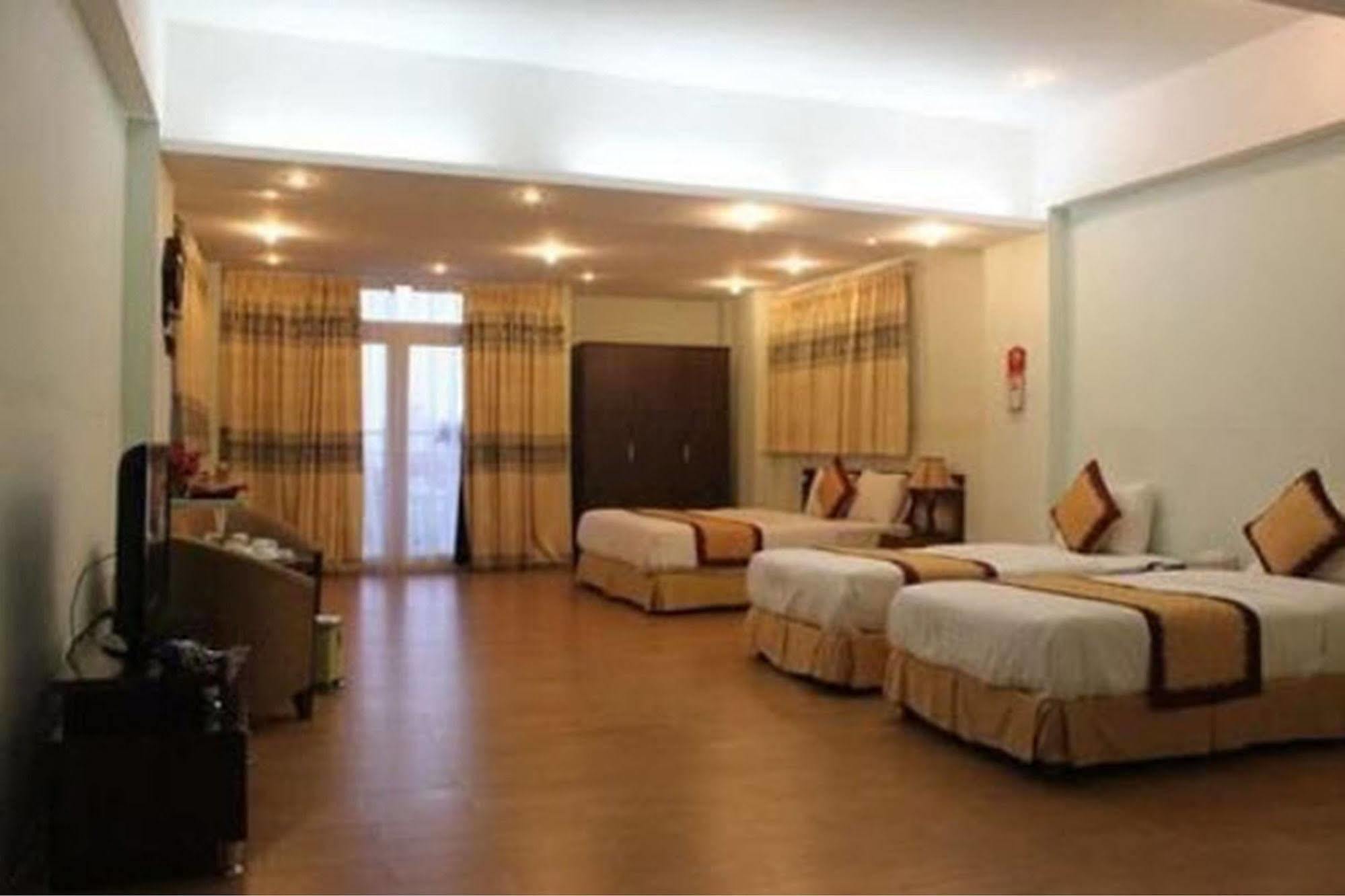 A25 Hotel - 46 Châu Long Hanoï Extérieur photo