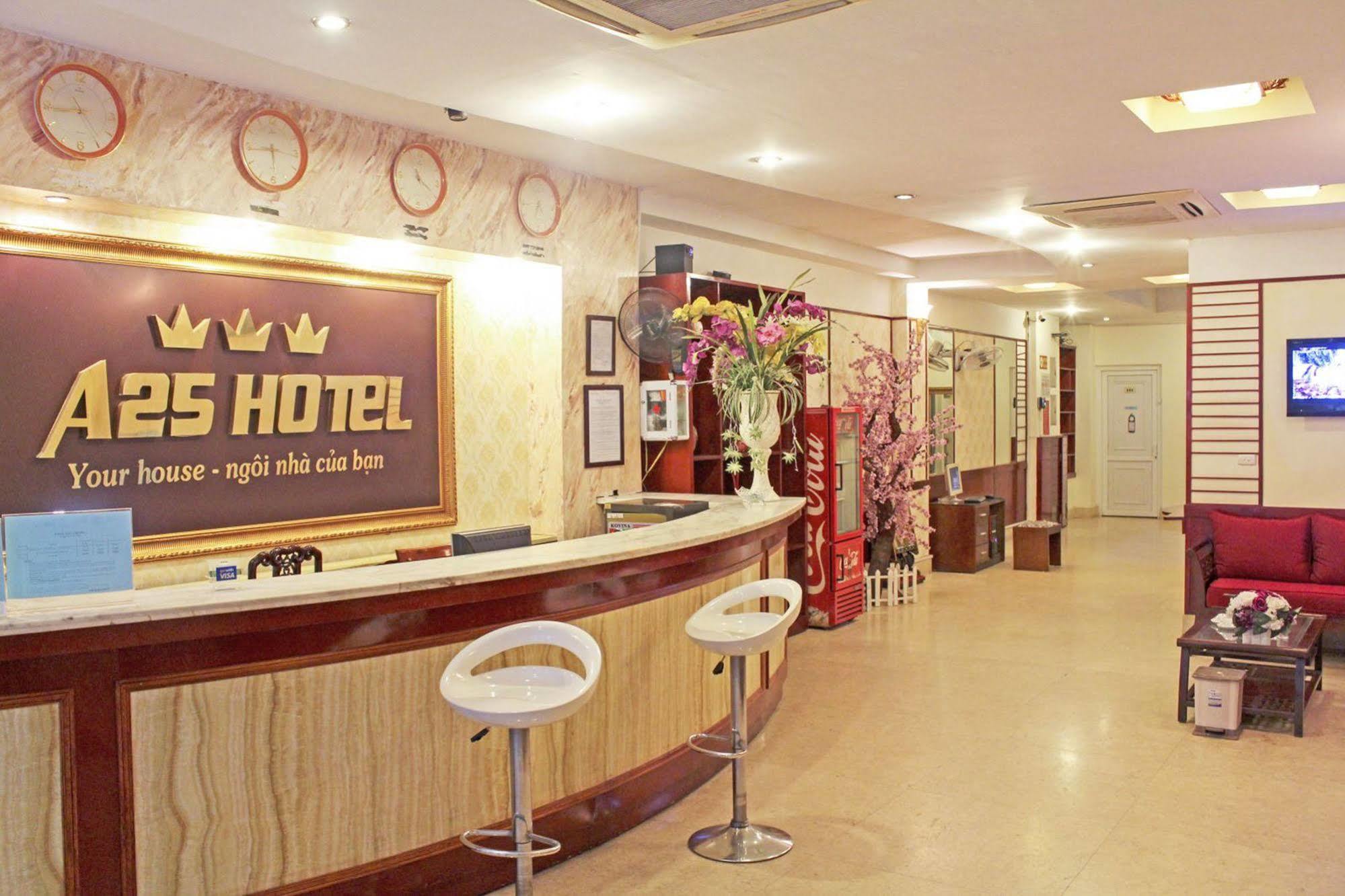 A25 Hotel - 46 Châu Long Hanoï Extérieur photo